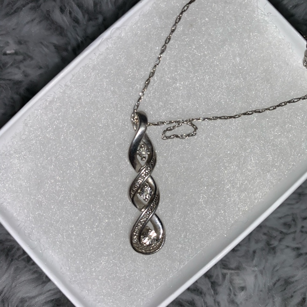 pandora necklace